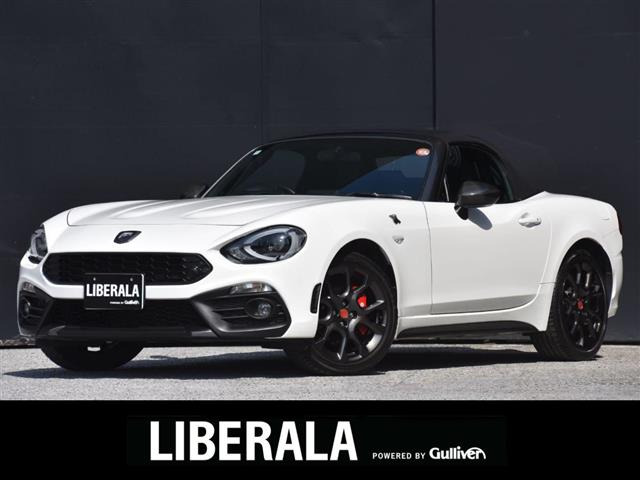 アバルト124スパイダー1.4