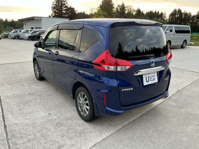 フリード1.5 ハイブリッド G ホンダセンシング 4WD