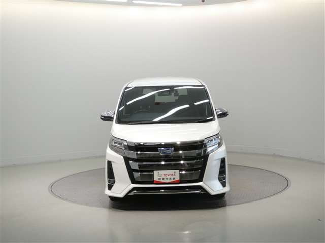 ノア1.8 ハイブリッド Si W×B III
