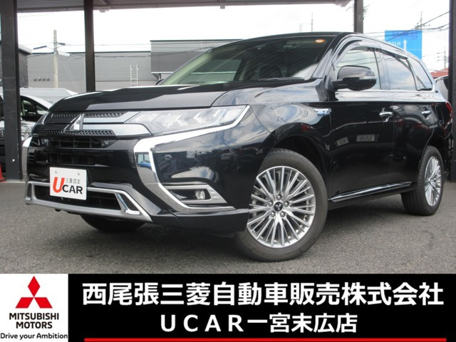 アウトランダーPHEV2.4 G プラスパッケージ 4WD