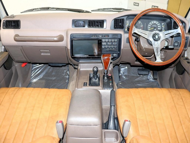 ランドクルーザー804.5 VXリミテッド 4WD