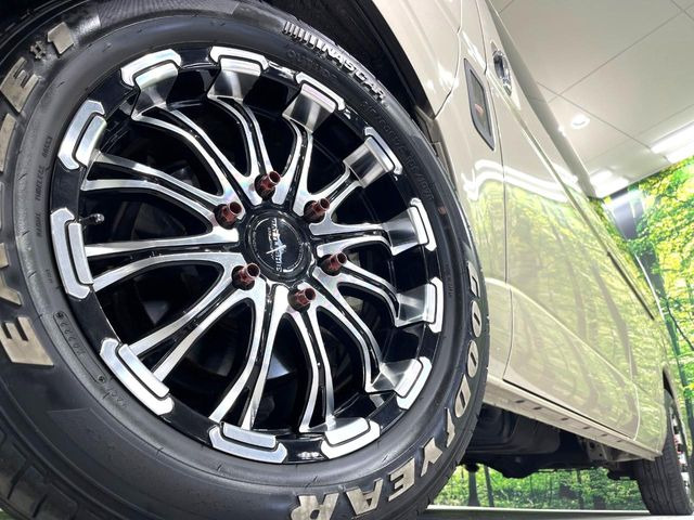 �y17�C���`�A���~�z�C�[���z�O�ςɃ}�b�`�����A���~�z�C�[���𑕒����Ă���܂��B�e��A���~�z�C�[����A�X�^�b�h���X�^�C�����戵�����Ă���܂��B���񂲑��k����������