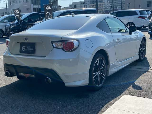 スリークロス滋賀店の車両は最長2年の安心保証も別途有料でお付けできます!詳細は当店スタッフまでお気軽にお問い合わせ下さい。