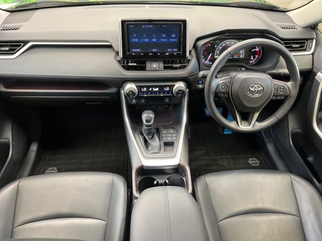 RAV42.0 G 4WD