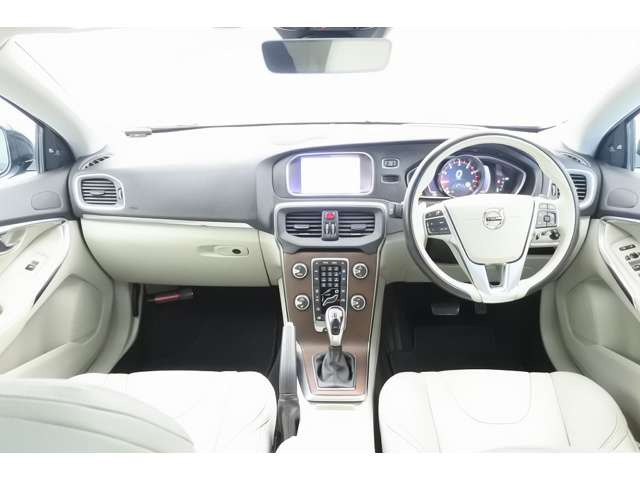 V40クロスカントリーT5 AWD サマム 4WD
