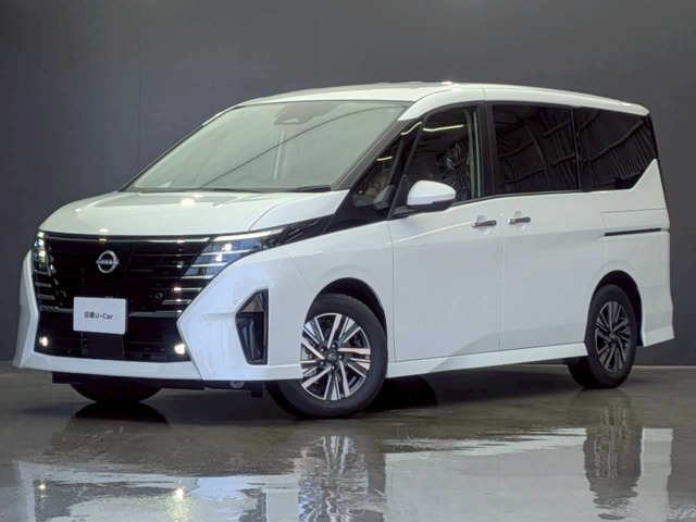 セレナ1.4 e-POWER ハイウェイスターV
