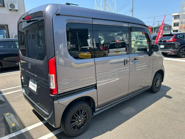 N-VAN+スタイル ファン 4WD