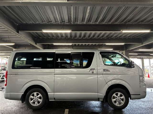 ハイエースバン3.0 スーパーGL 4WD