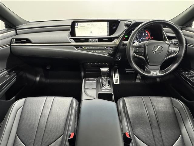 ES300h Fスポーツ