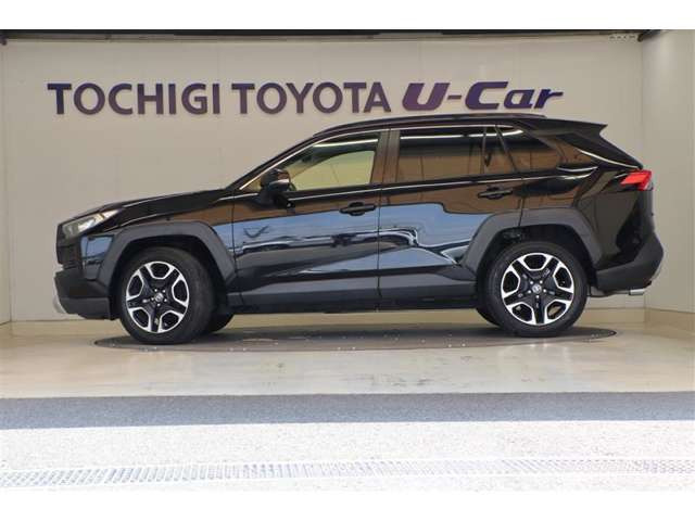 RAV42.0 アドベンチャー 4WD