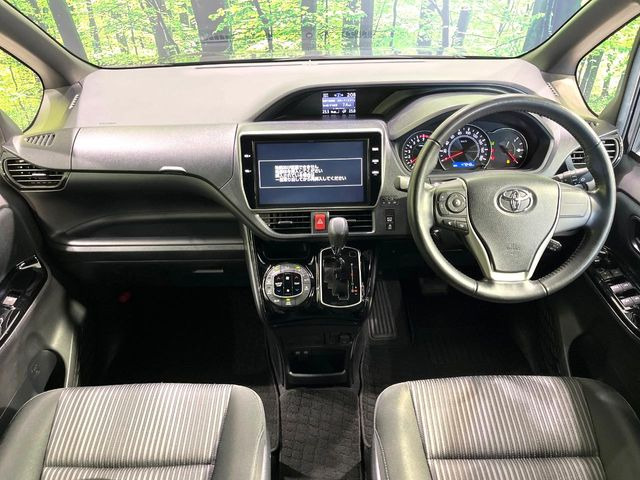 ヴォクシー2.0 ZS