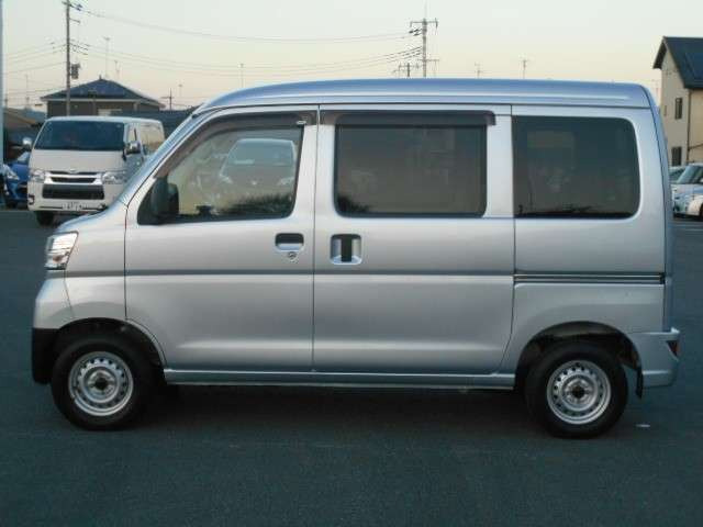 ハイゼットカーゴデラックス SAIII ハイルーフ