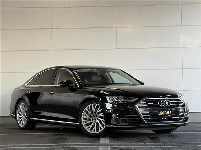 A860 TFSI クワトロ 4WD