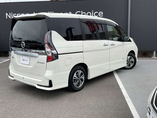 セレナ1.2 e-POWER ハイウェイスターV