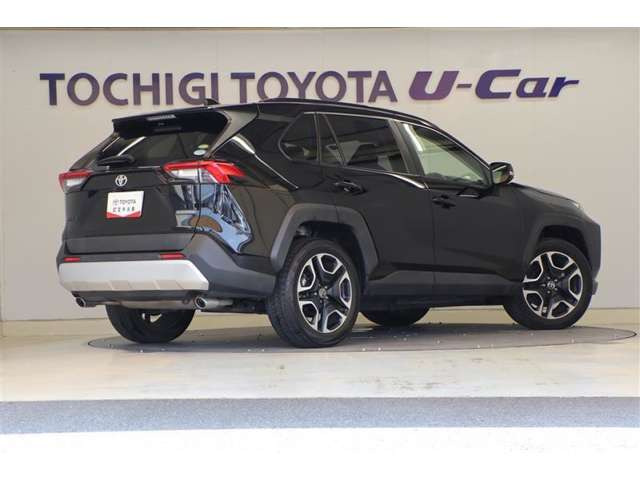 RAV42.0 アドベンチャー 4WD