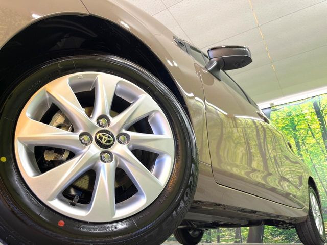 �y����15�C���`�A���~�z�C�[���z�O�ςɃ}�b�`���������A���~�z�C�[���𑕒����Ă���܂��B�e��ЊO�A���~�z�C�[����A�X�^�b�h���X�^�C�����戵�����Ă���܂��B���񂲑��k����������