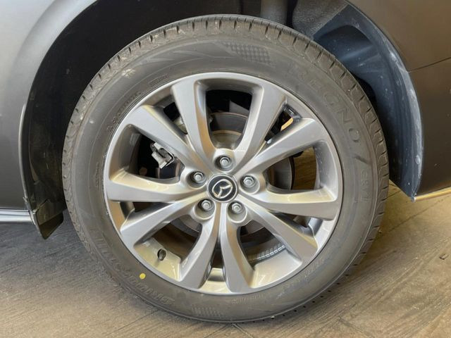 �y����18�C���`�A���~�z�C�[���z�O�ςɃ}�b�`���������A���~�z�C�[���𑕒����Ă���܂��B�e��ЊO�A���~�z�C�[����A�X�^�b�h���X�^�C�����戵�����Ă���܂��B���񂲑��k����������