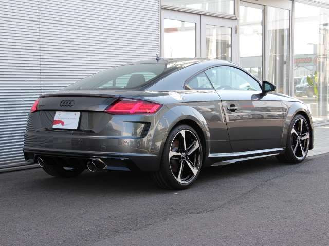 TTクーペ2.0 TFSI Sラインパッケージ