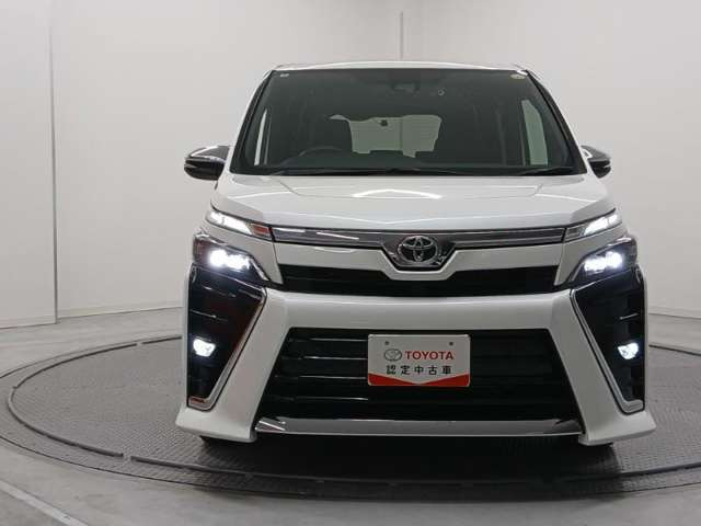 ヴォクシー2.0 ZS 煌III