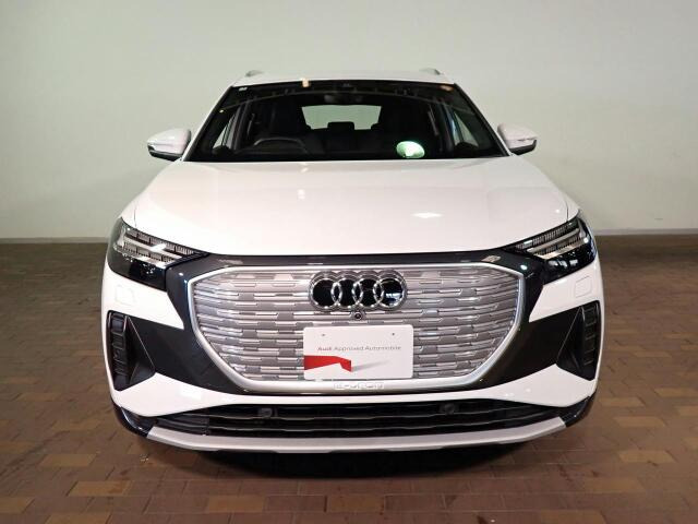 Q4 e-tron45 アドバンスト