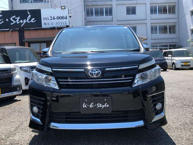 ヴォクシー2.0 ZS 煌