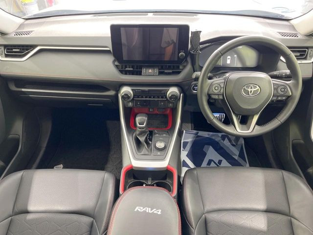 RAV42.5 ハイブリッド アドベンチャー オフロードパッケージ II E-Four 4WD