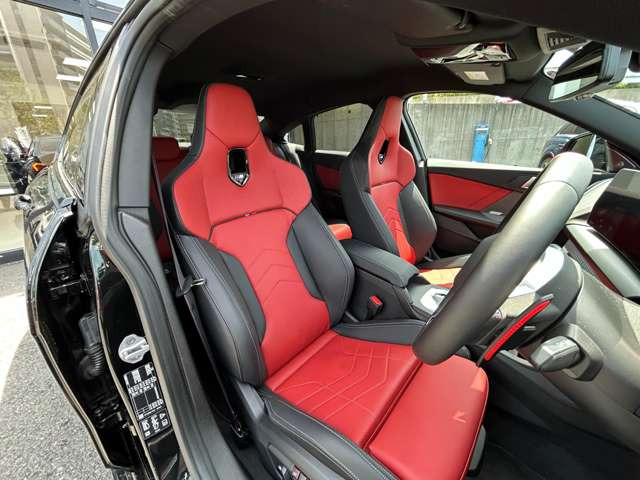 2シリーズグランクーペM235 xドライブ 4WD
