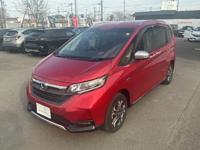 フリード+1.5 ハイブリッド クロスター ホンダセンシング 4WD