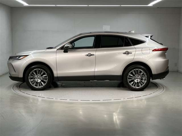 ハリアー2.5 ハイブリッド E-Four Z レザーパッケージ 4WD