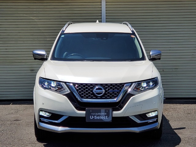 エクストレイル2.0 AUTECH iパッケージ ハイブリッド 4WD