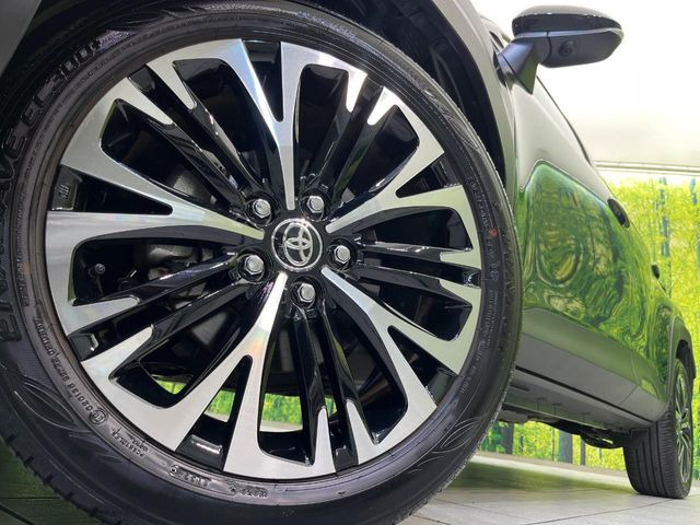 �y�����A���~�z�C�[���z�O�ςɃ}�b�`���������A���~�z�C�[���𑕒����Ă���܂��B�e��ЊO�A���~�z�C�[����A�X�^�b�h���X�^�C�����戵�����Ă���܂��B���񂲑��k����������