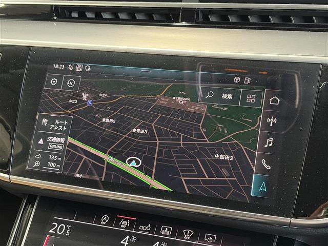 A860 TFSI クワトロ 4WD