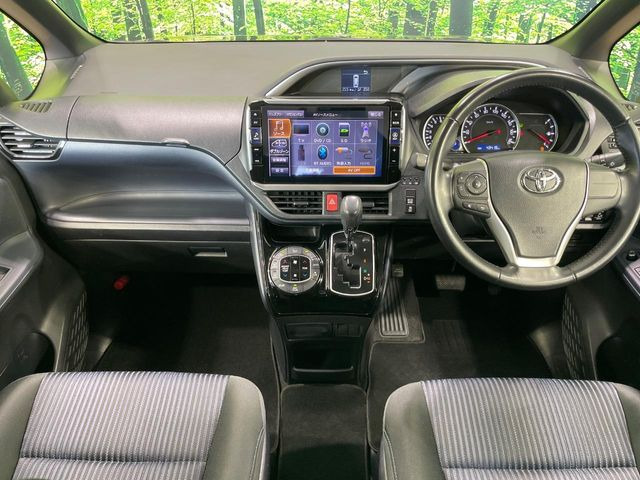 ヴォクシー2.0 ZS 煌II