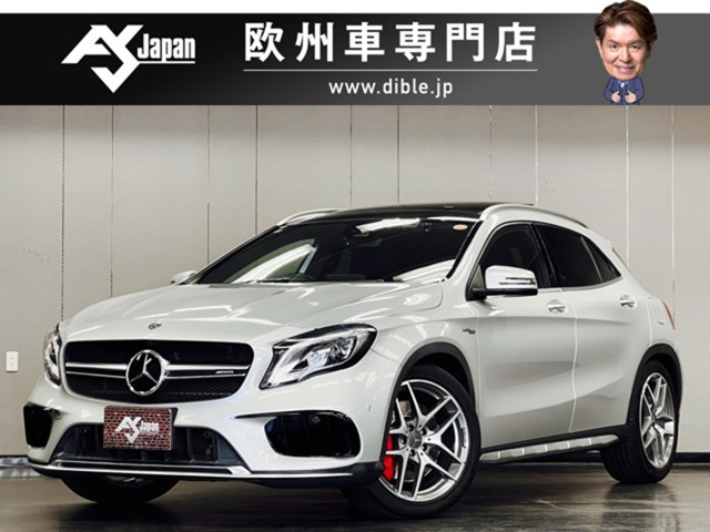 GLAクラスAMG GLA45 4マチック 4WD