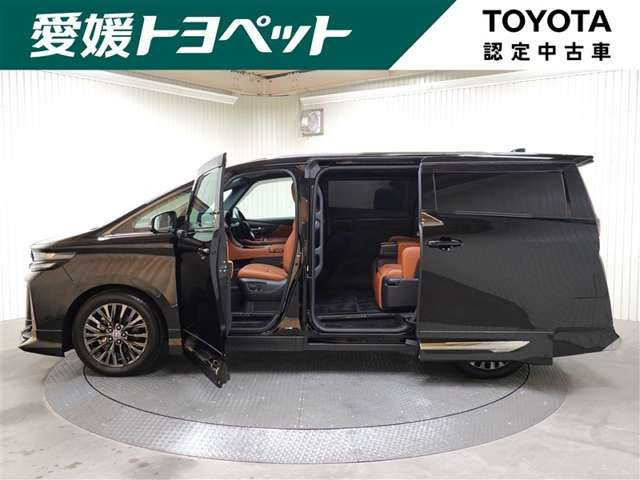 ヴェルファイアハイブリッド 2.5 Z プレミア E-Four 4WD