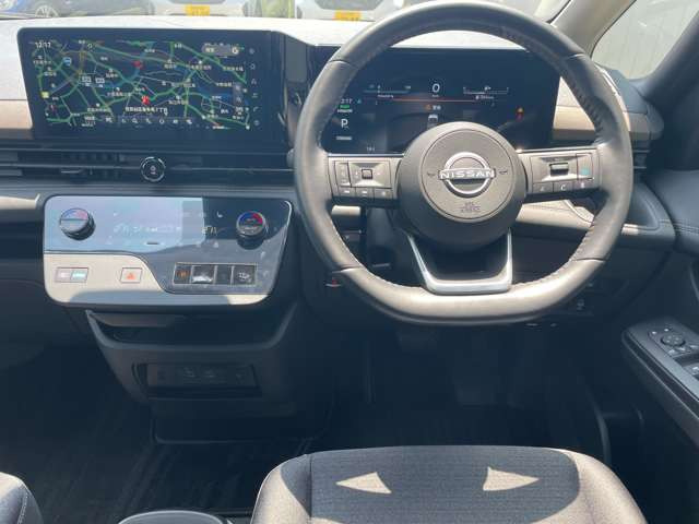 セレナ1.4 e-POWER ハイウェイスターV