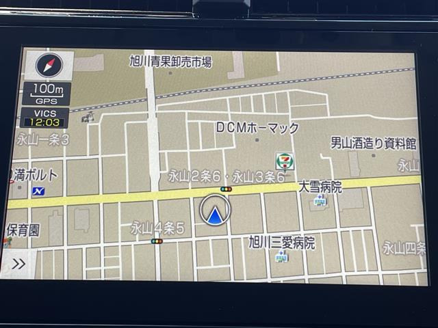プリウス1.8 S セーフティ プラスII E-Four 4WD