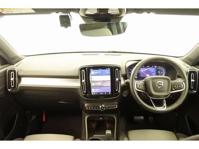 XC40プラス プロ B3