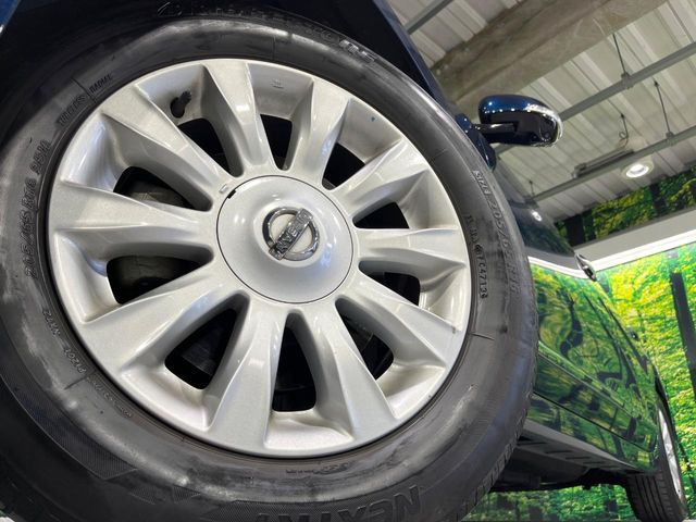 �y����16�C���`�A���~�z�C�[���z�O�ςɃ}�b�`���������A���~�z�C�[���𑕒����Ă���܂��B�e��ЊO�A���~�z�C�[����A�X�^�b�h���X�^�C�����戵�����Ă���܂��B���񂲑��k����������