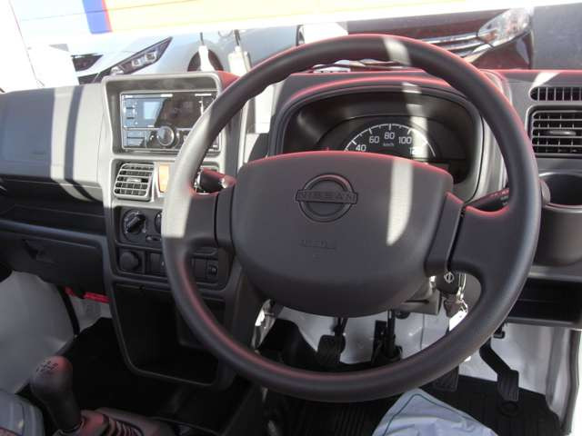 クリッパートラックDX 4WD