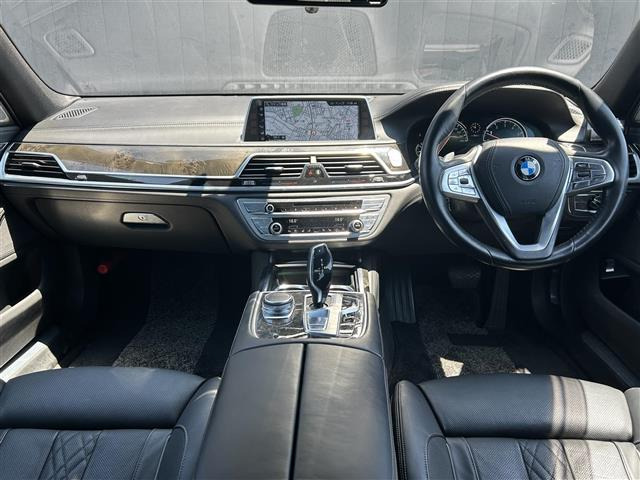 7シリーズ740i Mスポーツ