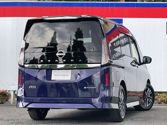 セレナ1.4 e-POWER ハイウェイスターV