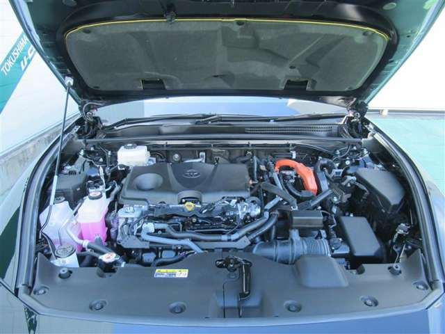 クラウンクロスオーバー2.5 G アドバンスト レザー パッケージ E-Four 4WD