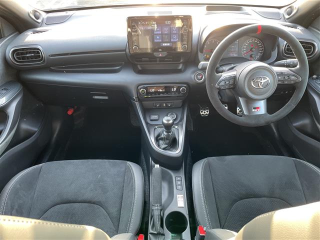 GRヤリス1.6 RZ ハイ パフォーマンス 4WD
