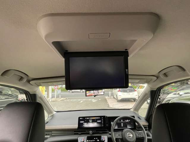 セレナ1.4 e-POWER ハイウェイスターV