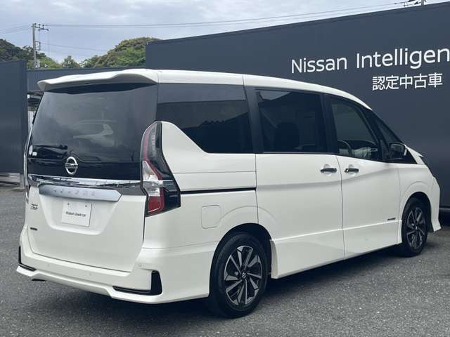 セレナ2.0 ハイウェイスターV