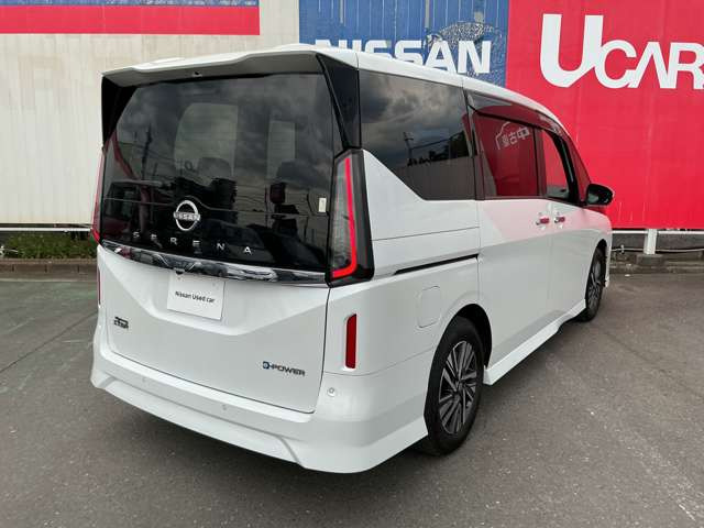 セレナ1.4 e-POWER ハイウェイスターV