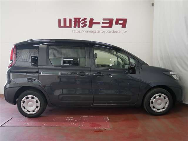 シエンタハイブリッド 1.5 G E-Four 4WD