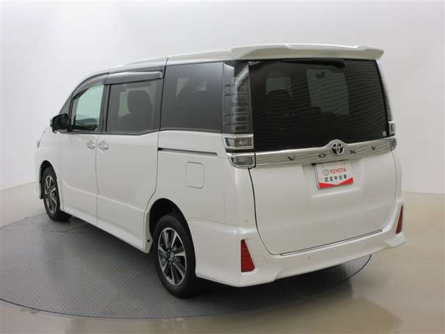 ヴォクシー2.0 ZS 煌II 4WD