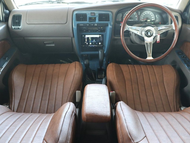 ハイラックスサーフ2.7 SSR-X 4WD